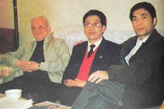 樂天大師與著名作家梁曉聲電影家高漢在一起。