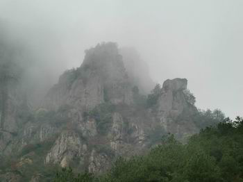 雲霧繚繞的楠溪江