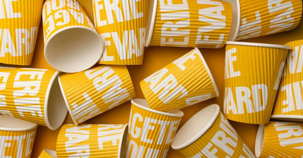 紙杯比塑料杯毒30倍