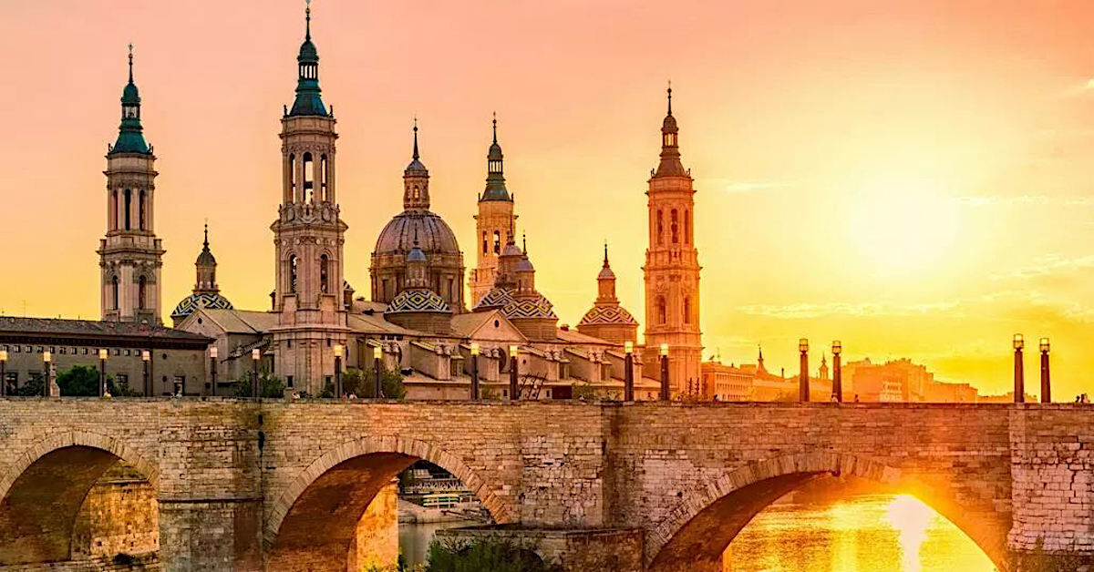 西班牙薩拉戈薩的皮拉爾教堂